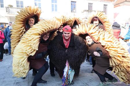 Pustno rajanje v Kamniku se začenja s kurenti in nadaljuje s kamniškim karnevalom (5)